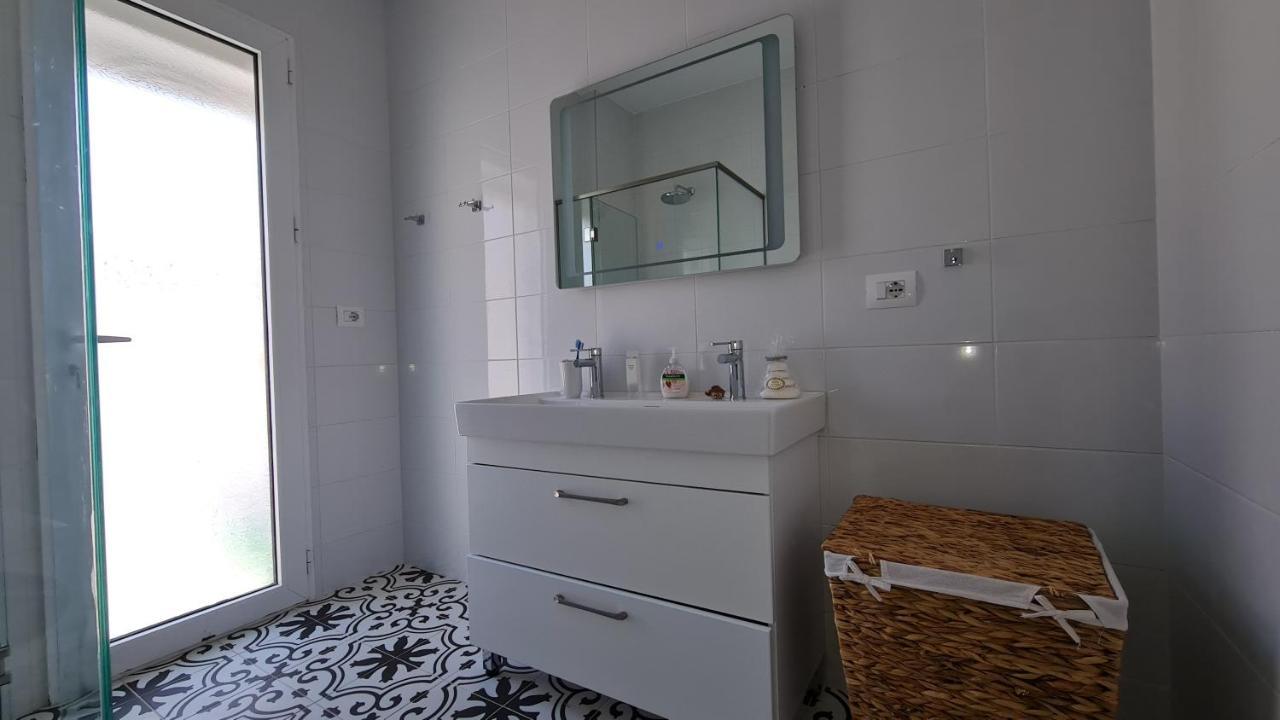 شقة Rocknest Sea View Penthouse ساراندا المظهر الخارجي الصورة