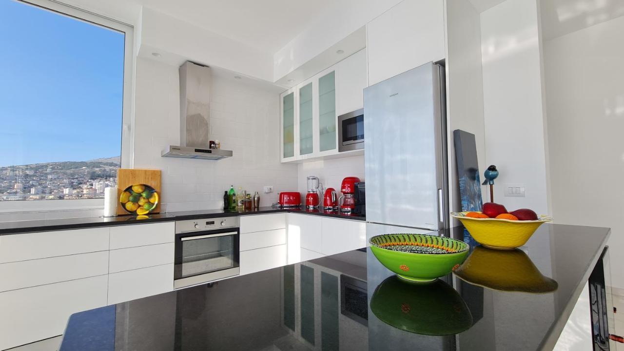 شقة Rocknest Sea View Penthouse ساراندا المظهر الخارجي الصورة
