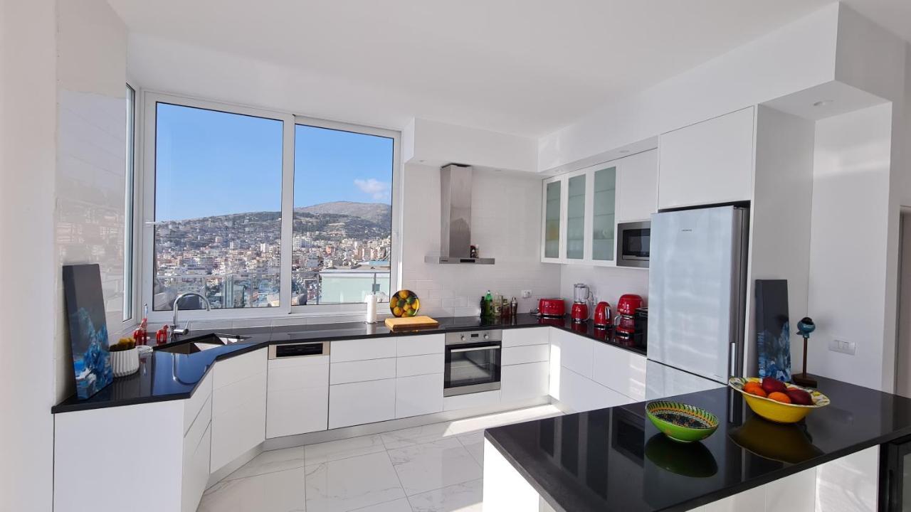 شقة Rocknest Sea View Penthouse ساراندا المظهر الخارجي الصورة